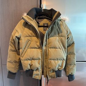 Canada Goose Bomber